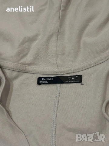 Мъжка дълга жилетка с качулка Bershka – размер L, снимка 2 - Други - 55074761