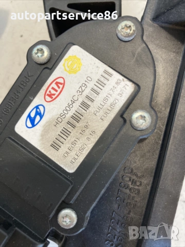 Педал на газта за Hyundai I40 1.7 Crdi (2014) 32727-2T900 , снимка 2 - Части - 54428858