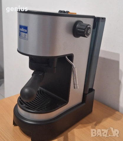 Кафемашина  Lavazza lb800, снимка 4 - Кафемашини - 54741885