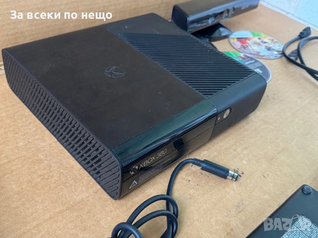 Xbox 360 E , 500GB , kinect, снимка 6 - Xbox конзоли - 54265286