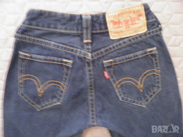 Levi's оригинални дамски дънки W26/L32 и W28/L32, снимка 6 - Дънки - 54391456
