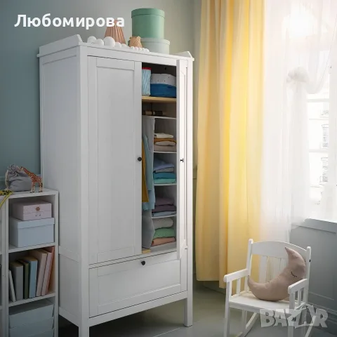 Детски Гардероб ИКЕА Sundvik - дърво масив светло сив, снимка 6 - Мебели за детската стая - 55565580