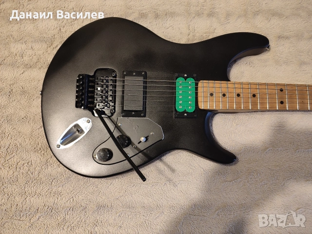 Електрическа китара Behringer Super Strat style в отлично състояние., снимка 2 - Китари - 54592934