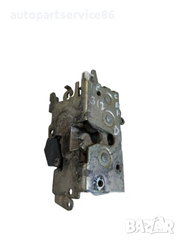 Заключващ механизъм преден десен за Mercedes Sprinter (1995-2005) 9017200235 