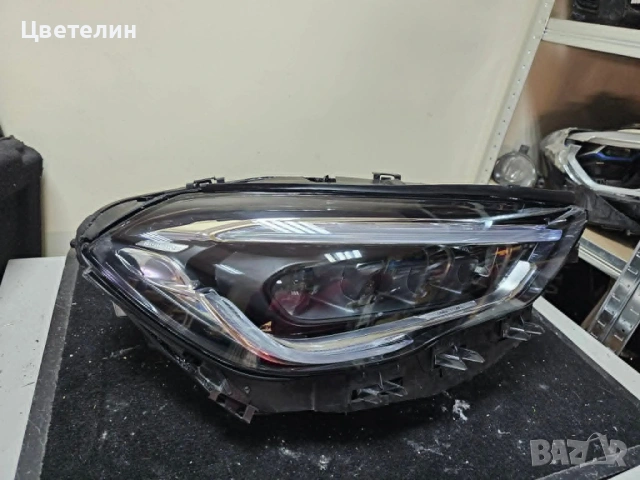 Десен фар за Mercedes GLA W247 в добро състояние., снимка 3 - Части - 54430138