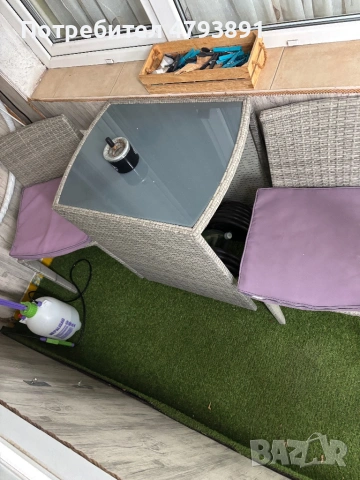 Маса за тераса или градина с два стола