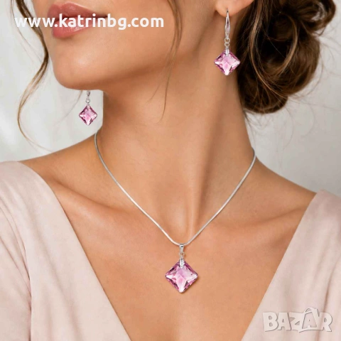 Комплект бижута с розови кристали Square Rose – колие и обеци