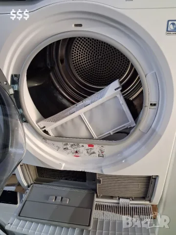 Сушилня AEG - 8kg - термопомпа, снимка 3 - Сушилни - 55671526
