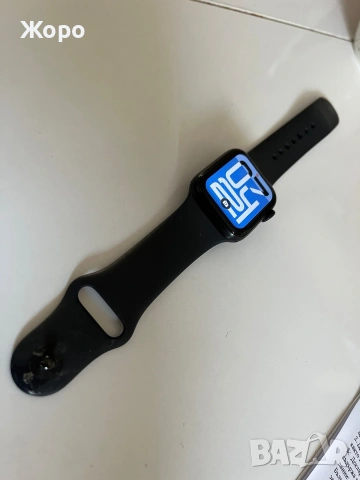 Продавам смарт часовник Apple watch 