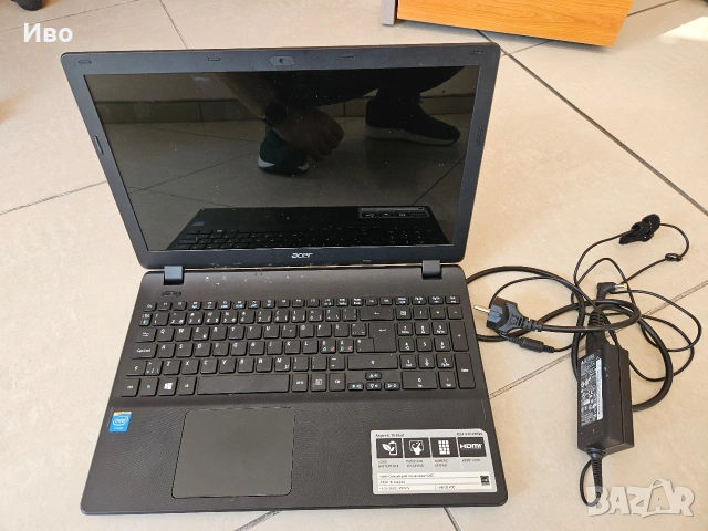 Лаптоп Acer ES1 512 4GB Ram 500GB HDD, снимка 9 - Лаптопи за дома - 54503261