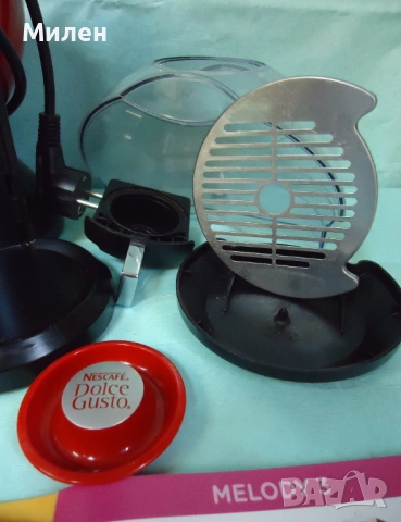Кафемашина с гаранция 1 година NESCAFÉ® Krups Dolce Gusto Melody.Red, снимка 3 - Кафемашини - 54456413