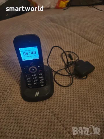 GSM телефон с настолна поставка, снимка 3 - Други - 55396663