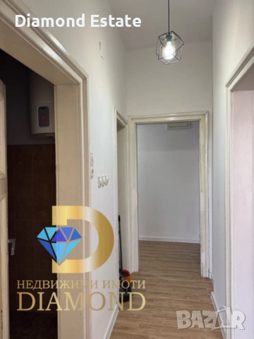 Тристаен тухлен апартамент в центъра на Димитровград, снимка 11 - Апартаменти - 49808732
