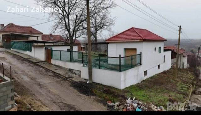 Напълно рестраврирана къщта във регулация със ток и вода за довършителн ремонт вътрешни по вкус на , снимка 8 - Къщи - 54370956