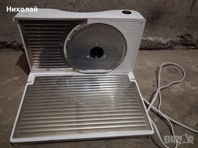 Кухненска резачка за колбаси 