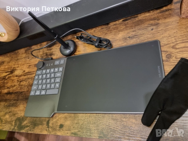 Графичен таблет HUION Inspiroy Keydial KD200