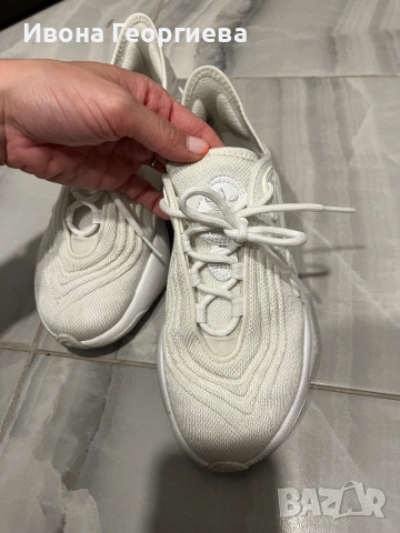 Маратонки adidas, снимка 3 - Маратонки - 54194296