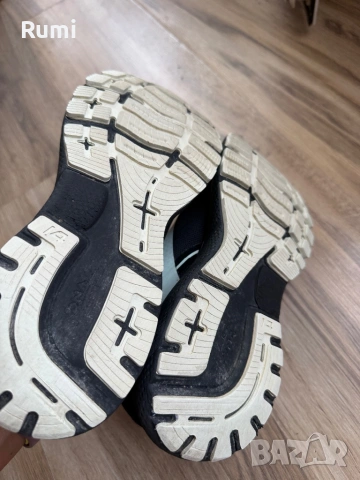Оригинални маратонки Brooks Ghost 14 GTX ! 40 н, снимка 7 - Маратонки - 52179707