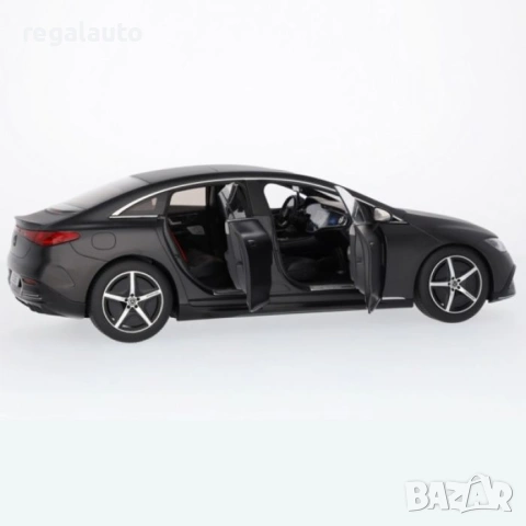 B66961108,B66961109,умален модел,die-cast Mercedes EQE V295 AMG Line 1:18, снимка 7 - Колекции - 55275576