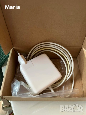 Зарядно за MacBook с магнитен конектор