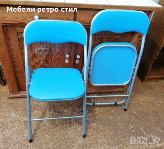 Практичен комплект от два броя сгъваеми столове с метална конструкция и удобна синя  кожена седалка , снимка 8 - Столове - 55013860