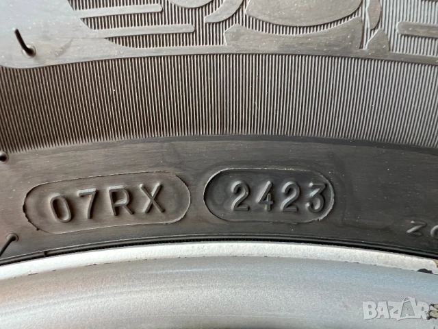 Джанти 17 , 5x114.3 Honda CRV + Зимни гуми Michelin 225/65 DOT:2423, снимка 7 - Гуми и джанти - 54323918