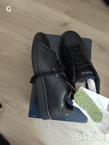 Нови маратонки Reebok , снимка 2 - Маратонки - 54584980