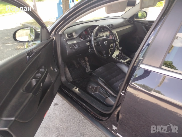 VW Passat B6 комби, снимка 8 - Автомобили и джипове - 55175395