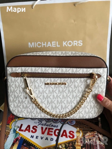 Нова Оригинална Чанта Michael Kors, снимка 13 - Чанти - 54939749