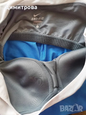 Оригинален Nike-спортен топ, снимка 6 - Корсети, бюстиета, топове - 54334049