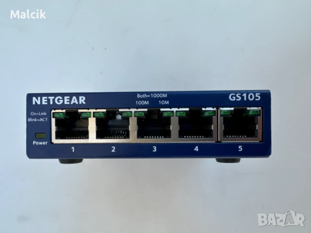 Гигабитов Суич Netgear GS 105 , снимка 3 - Суичове - 54937114