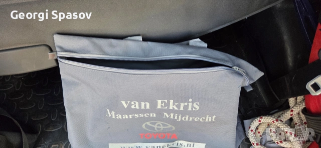 Тойота чанта с комплект крушки, снимка 2 - Аксесоари и консумативи - 54111026