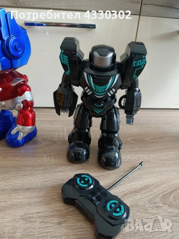 Роботи и Бъмбълби, снимка 2 - Коли, камиони, мотори, писти - 54257663