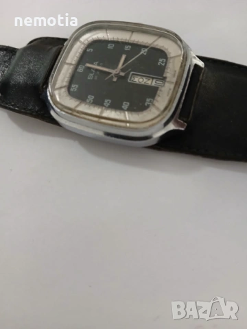 Механична Слава с ден и дата, снимка 5 - Антикварни и старинни предмети - 54246257