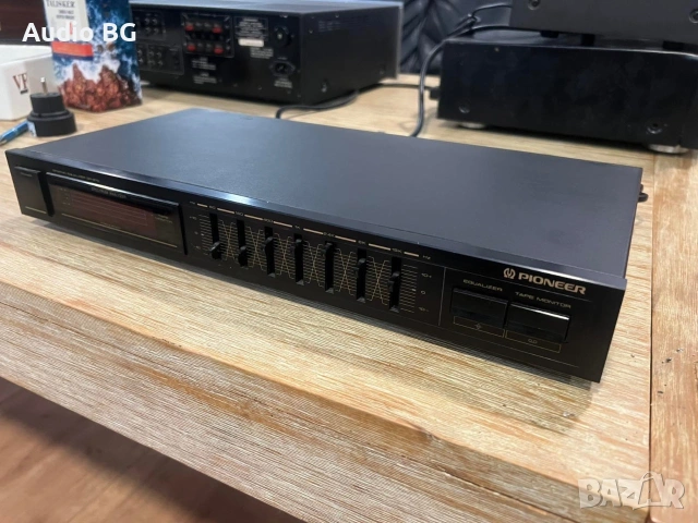 еквалайзер Pioneer GR-870