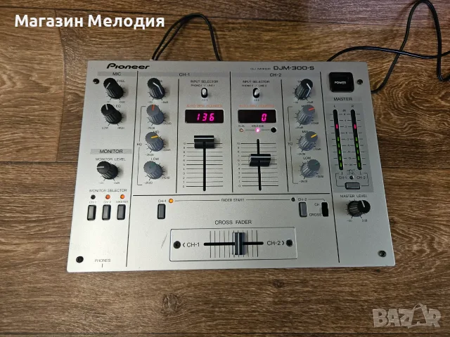 Миксер Pioneer DJM-300-S / Легендарен DJ миксер Pioneer DJM-300-S – Култов аналогов модел с Auto BPM, снимка 8 - Ресийвъри, усилватели, смесителни пултове - 55314736