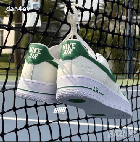 Nike Air Force 1 Low '07 LV8, снимка 3 - Маратонки - 54197201