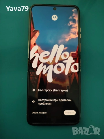 Motorola Razr 40 Ultra 8GB/256GB без следи от употреба, като чисто нов, в гаранция. 