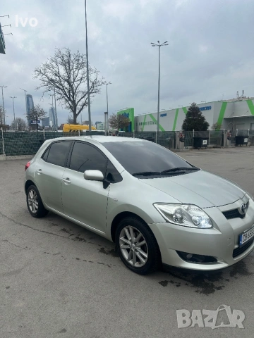 Toyota Auris, снимка 3 - Автомобили и джипове - 54164537