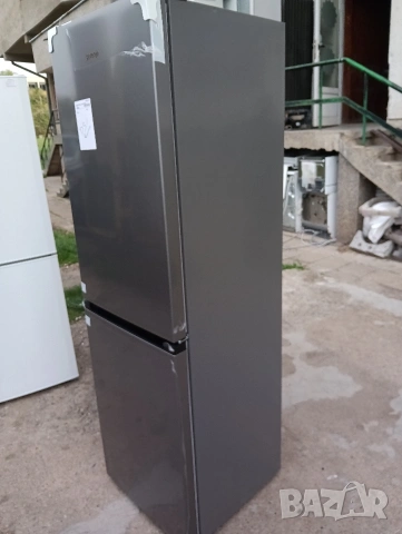 Чисто нов иноксов комбиниран хладилник с фризер Gorenje No Frost A+++ 2 години гаранция!, снимка 8 - Хладилници - 54260934