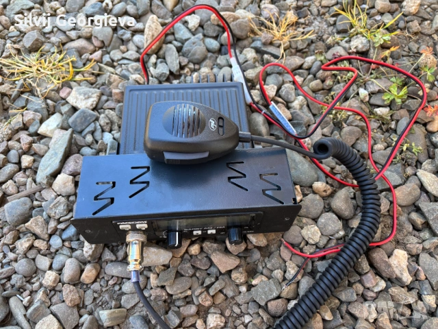 2 бр радио станции и оригинално радио за рено магнум 