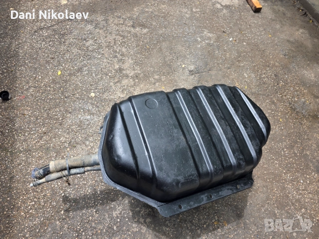 Продавам оригинален резервоар за Nissan Patrol , снимка 3 - Части - 54646612