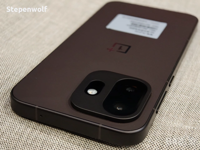 Нов OnePlus 15T 16/512 - 6.32"; SD8 Elite Gen5; 7500mAh 100W, снимка 4 - Други - 54944202