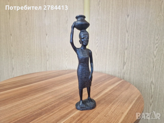 Африканска статуетка / дърворезба 33 см.