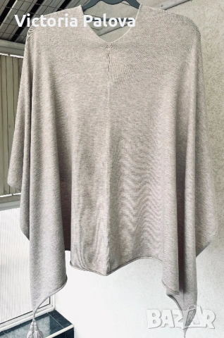 Стилен кейп COMMA, неутрален пясъчен цвят, снимка 4 - Блузи с дълъг ръкав и пуловери - 53958657