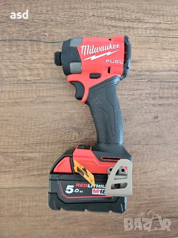 Акумулаторен ударен Импакт Milwaukee M18 FID3-502X/ 18V 2x5Ah батерии и зарядно , снимка 3 - Винтоверти - 55436719