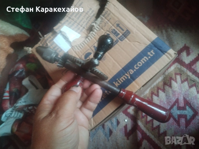 Стара ръчна дрелка, снимка 2 - Винтоверти - 55227491