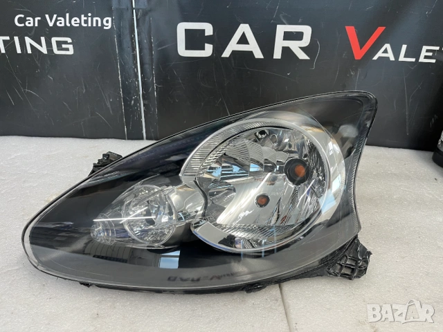 Фар фарове ляв Toyota Aygo AB10 AB20 AB30 far farove Тойота Айго АБ10