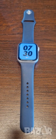 Apple Watch SE, (2gen), снимка 2 - Смарт часовници - 54587657