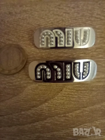 Chanel, шнола.Часовник Chanel.Брошка,значка. Miu-Miu , снимка 6 - Други - 52372015